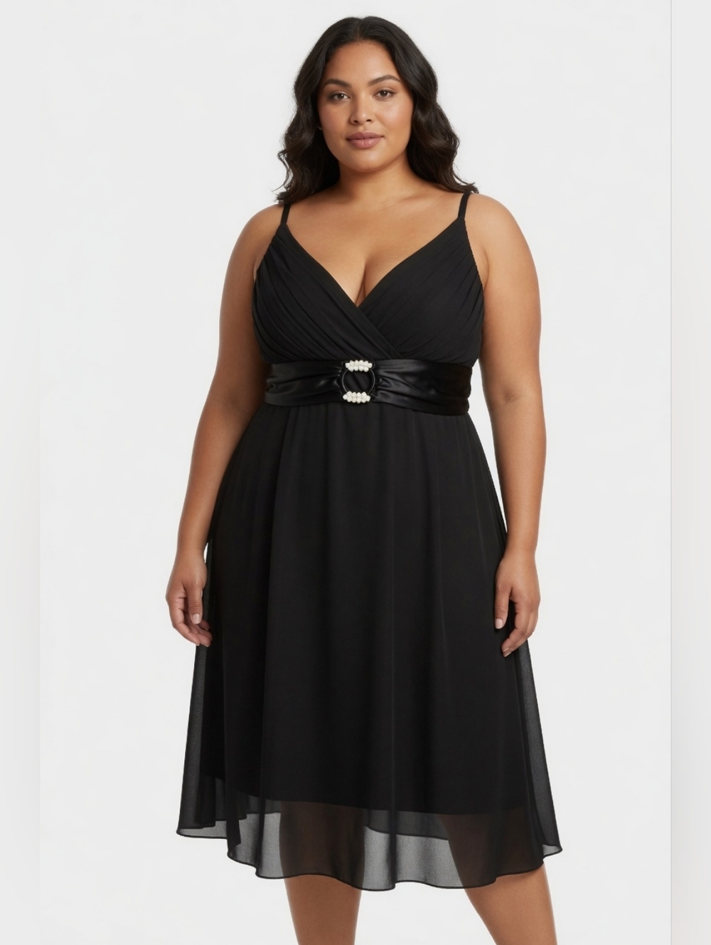 Feminine Black Cocktail dress with Rhinestone embellishment🖤🪩